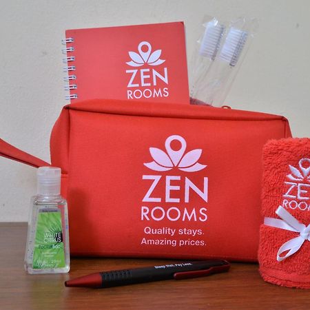 Zen Rooms Sukhumvit 81 Banguecoque Exterior foto