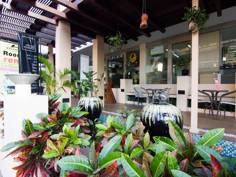 Zen Rooms Sukhumvit 81 Banguecoque Exterior foto